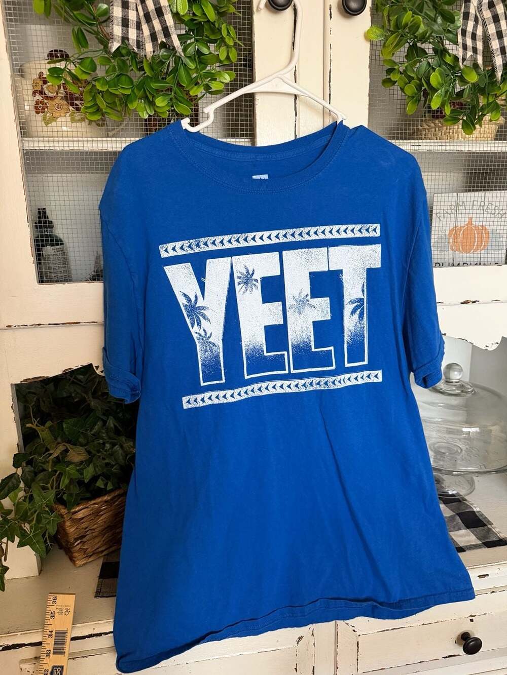 Blue Yeet Graphic T-Shirt